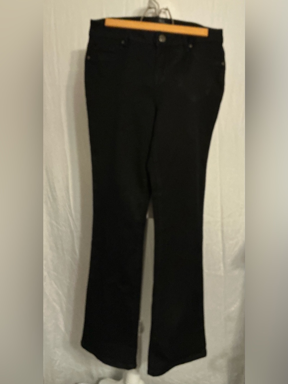 1822 Denim Black Flare Jeans - Sleek Wide Leg